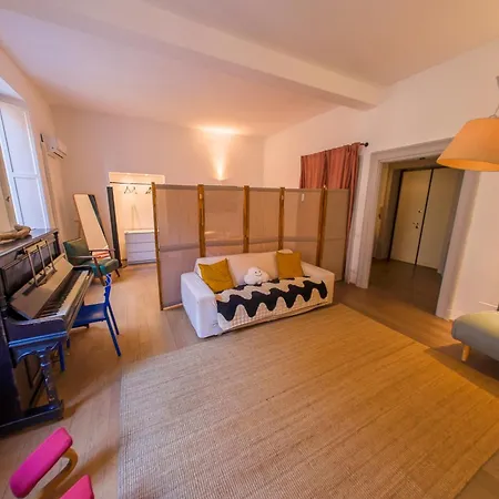 Pop In The Heart Of Trastevere 4 Guests Rome