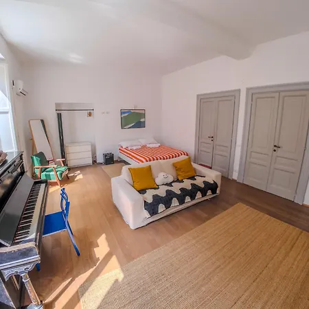 Apartment Pop In The Heart Of Trastevere 4 Guests *